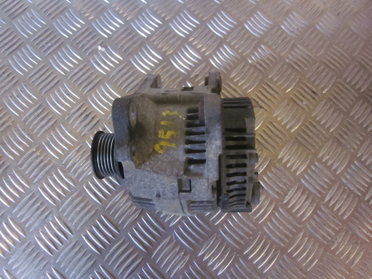 VW Polo 3/5D 6N Generator Med OEM Nr. 037903023Q Fra VW Ophugger