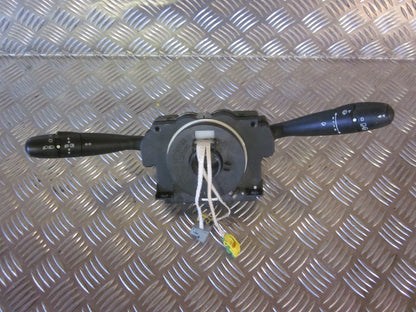 Peugeot 406 Kontakt Combi Med OEM Nr. Ophugger Fra Peugeot Ophugger