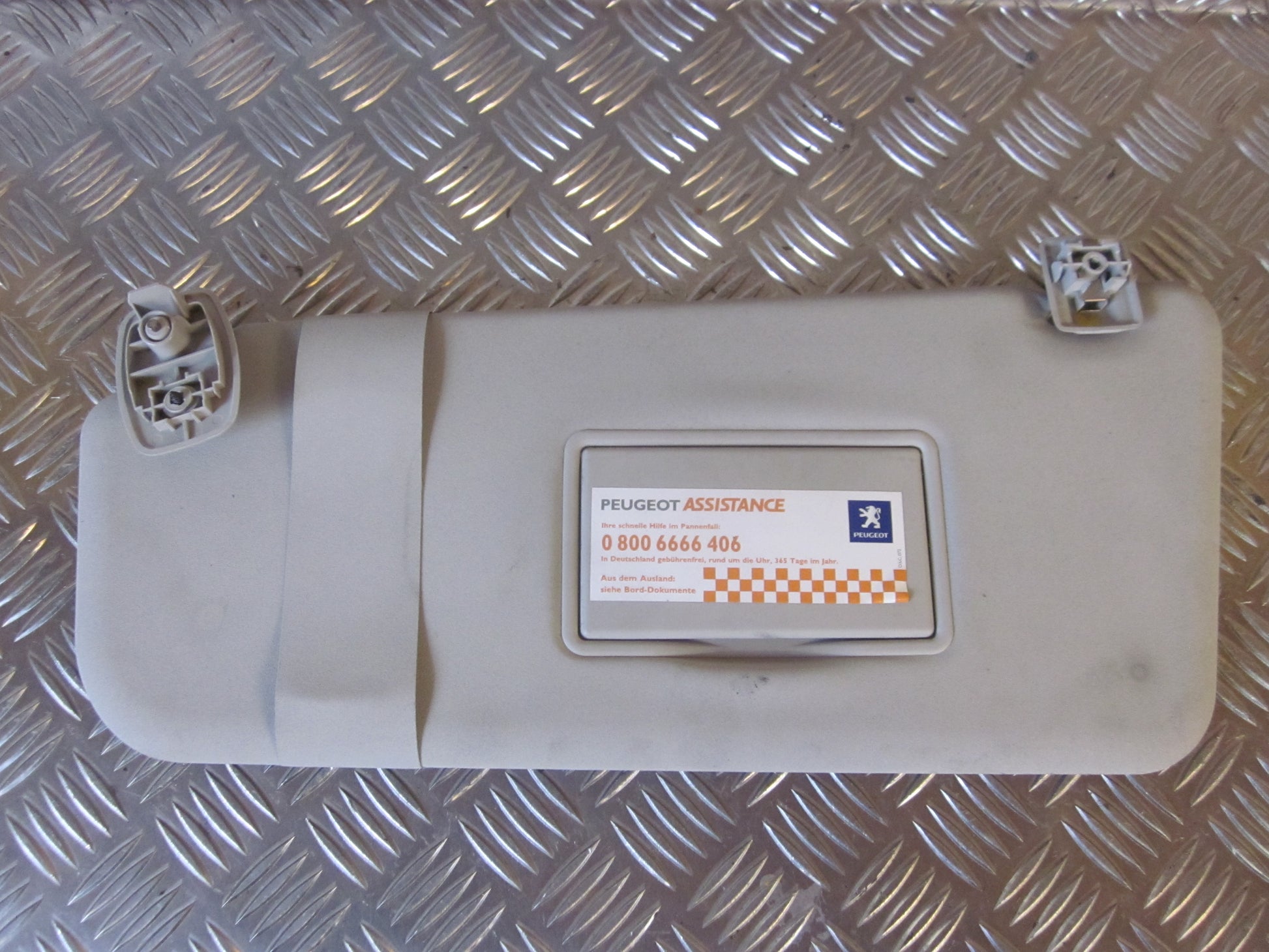 Peugeot Partner Solskærm Med OEM Nr. Ophugger Fra Peugeot Ophugger