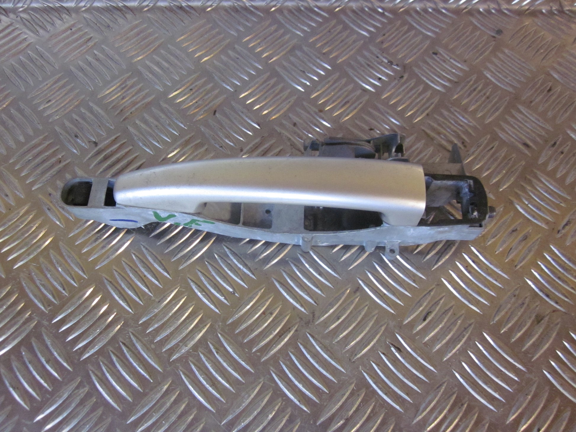 Peugeot Partner Håndtag Udvendig Med OEM Nr. Ophugger Fra Peugeot Ophugger