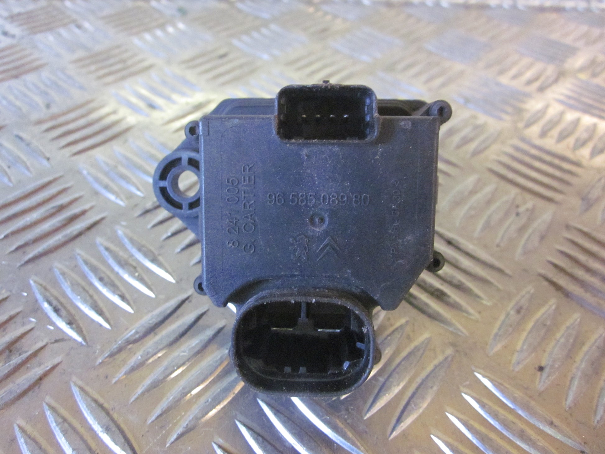 Peugeot Partner Varmemodstand Med OEM Nr. Ophugger Fra Peugeot Ophugger