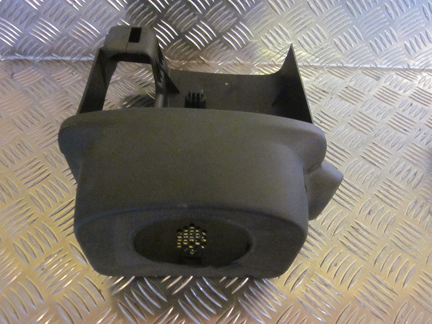 Peugeot Partner Ratafdækning Med OEM Nr. Ophugger Fra Peugeot Ophugger