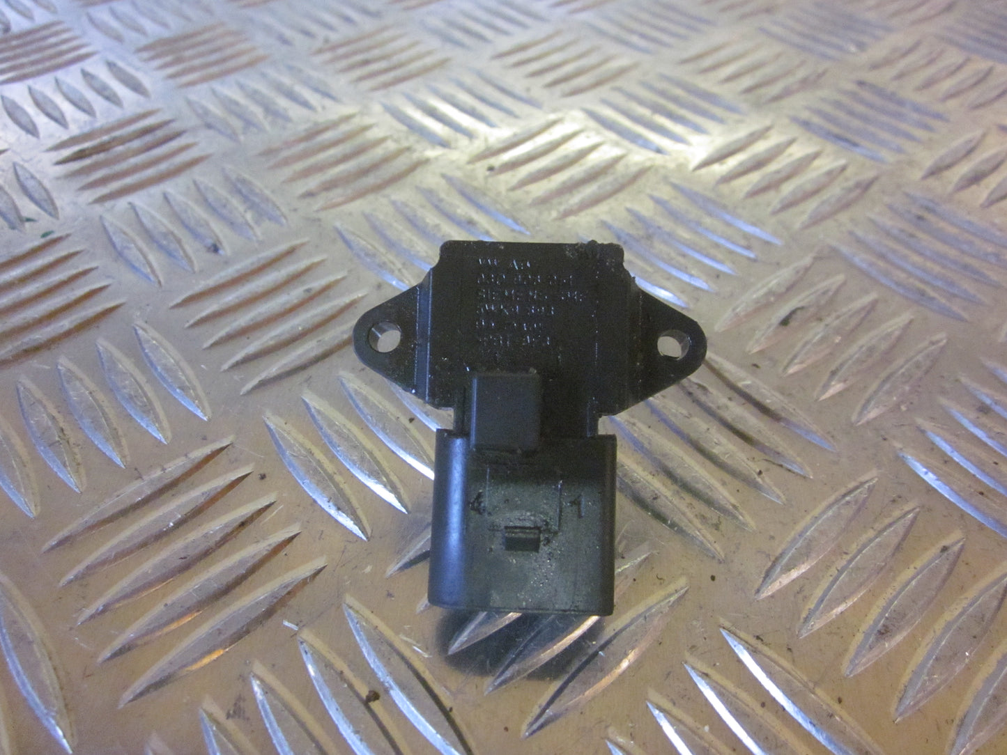 VW Fox 5Z Map Sensor Med OEM Nr. 03D906051 Fra VW Ophugger