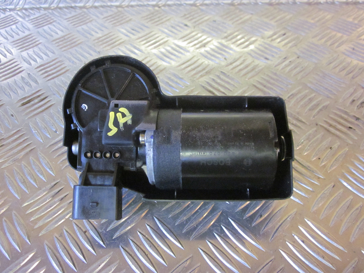 VW Fox 5Z Viskermotor Med OEM Nr. 005B20070 Fra VW Ophugger