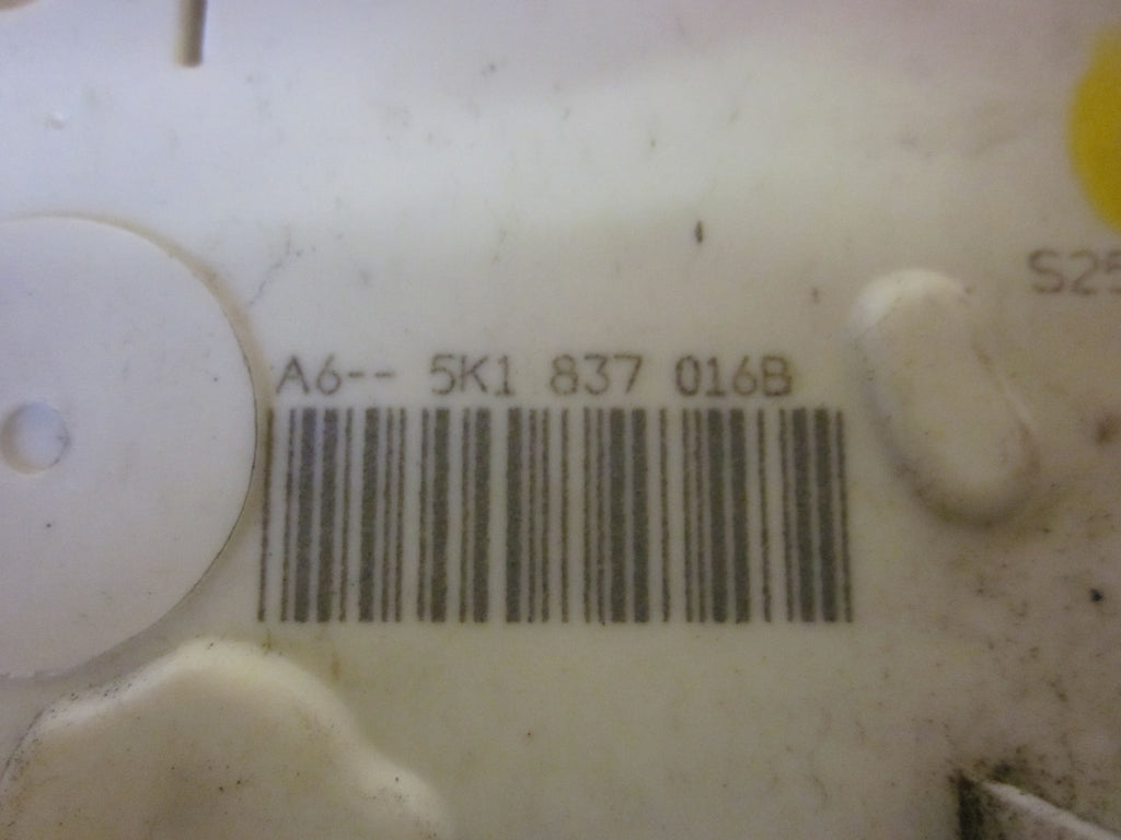 VW Golf 6 1K Dørlås Med OEM Nr. 5K1837016B Fra VW Ophugger