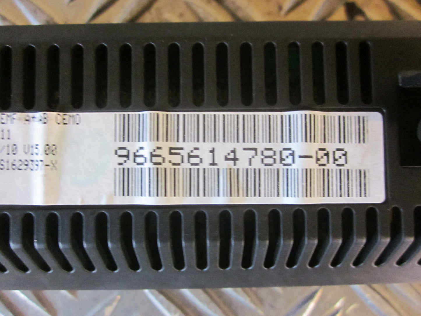 Citroen C4 Ur Med OEM Nr. Ophugger Fra Citroen Ophugger