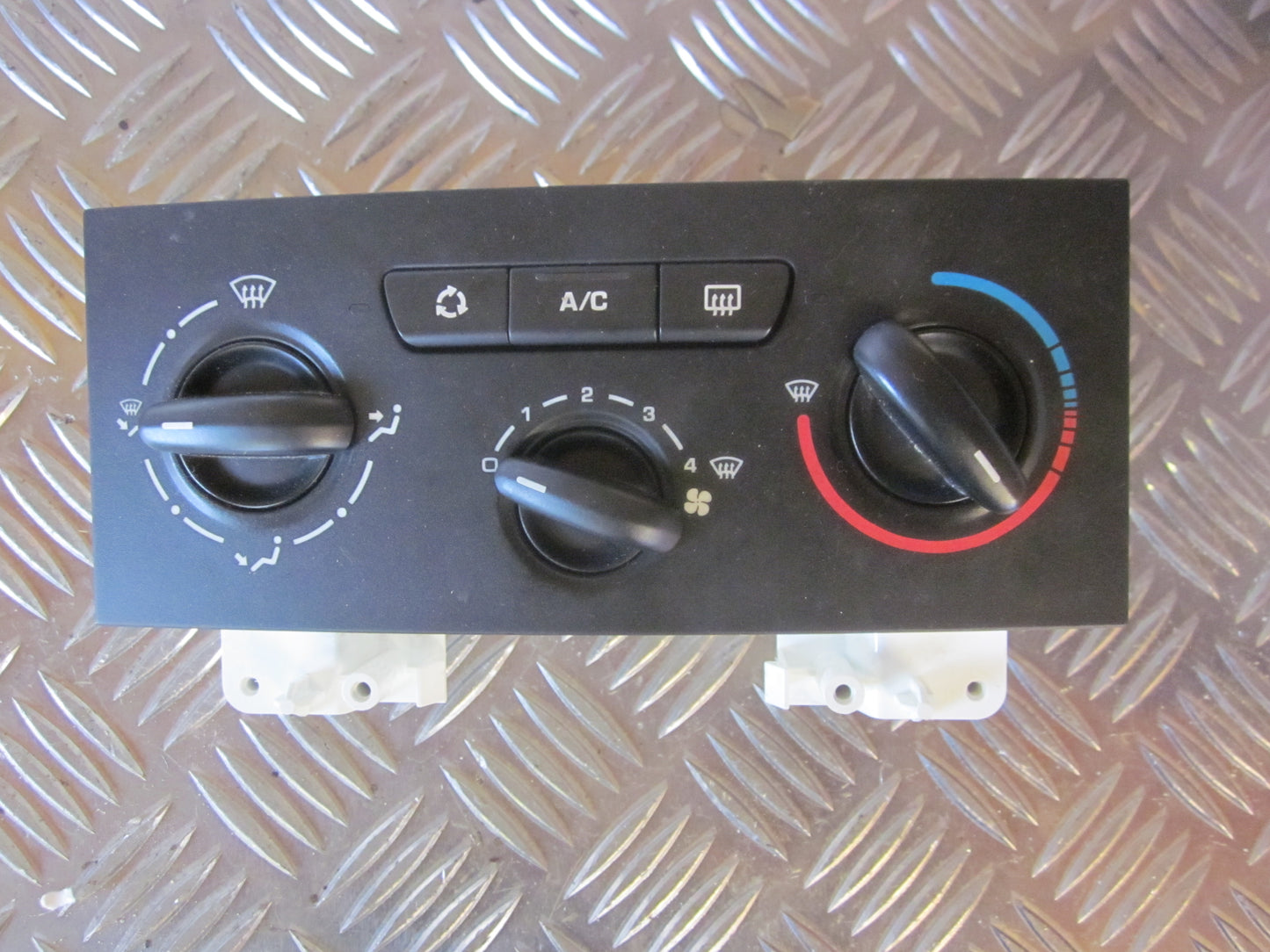 Citroen C4 Varmeregulering Med OEM Nr. 6451VK	 Fra Citroen Ophugger