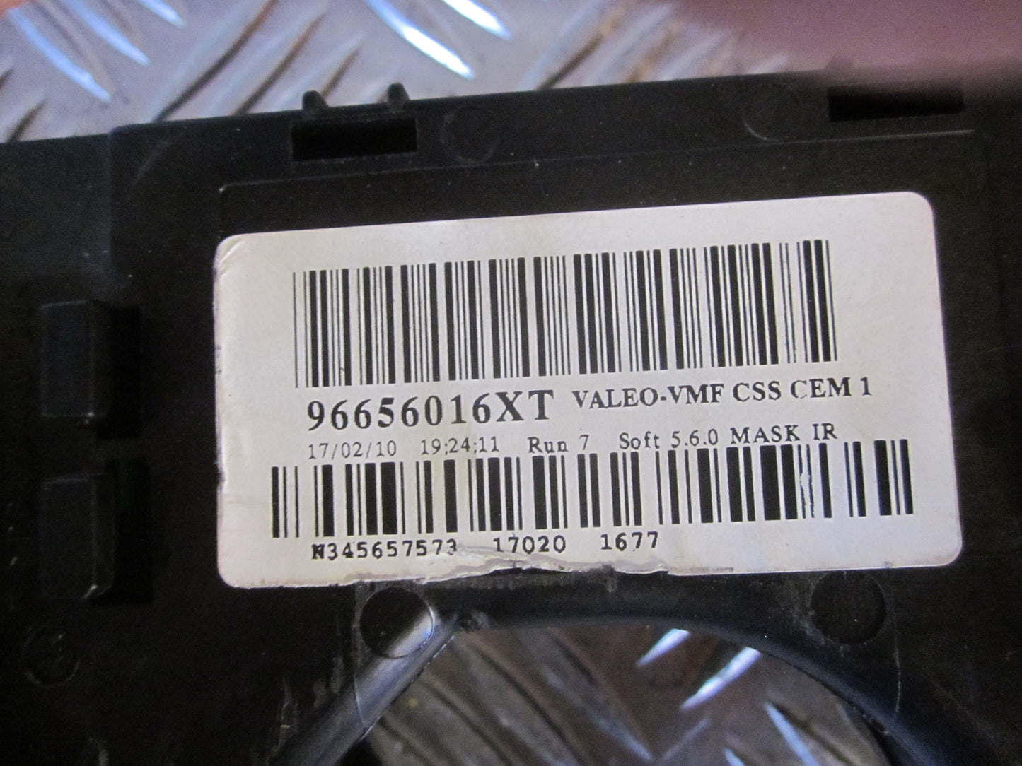 Citroen C4 Kontakt Combi Med OEM Nr. Ophugger Fra Citroen Ophugger