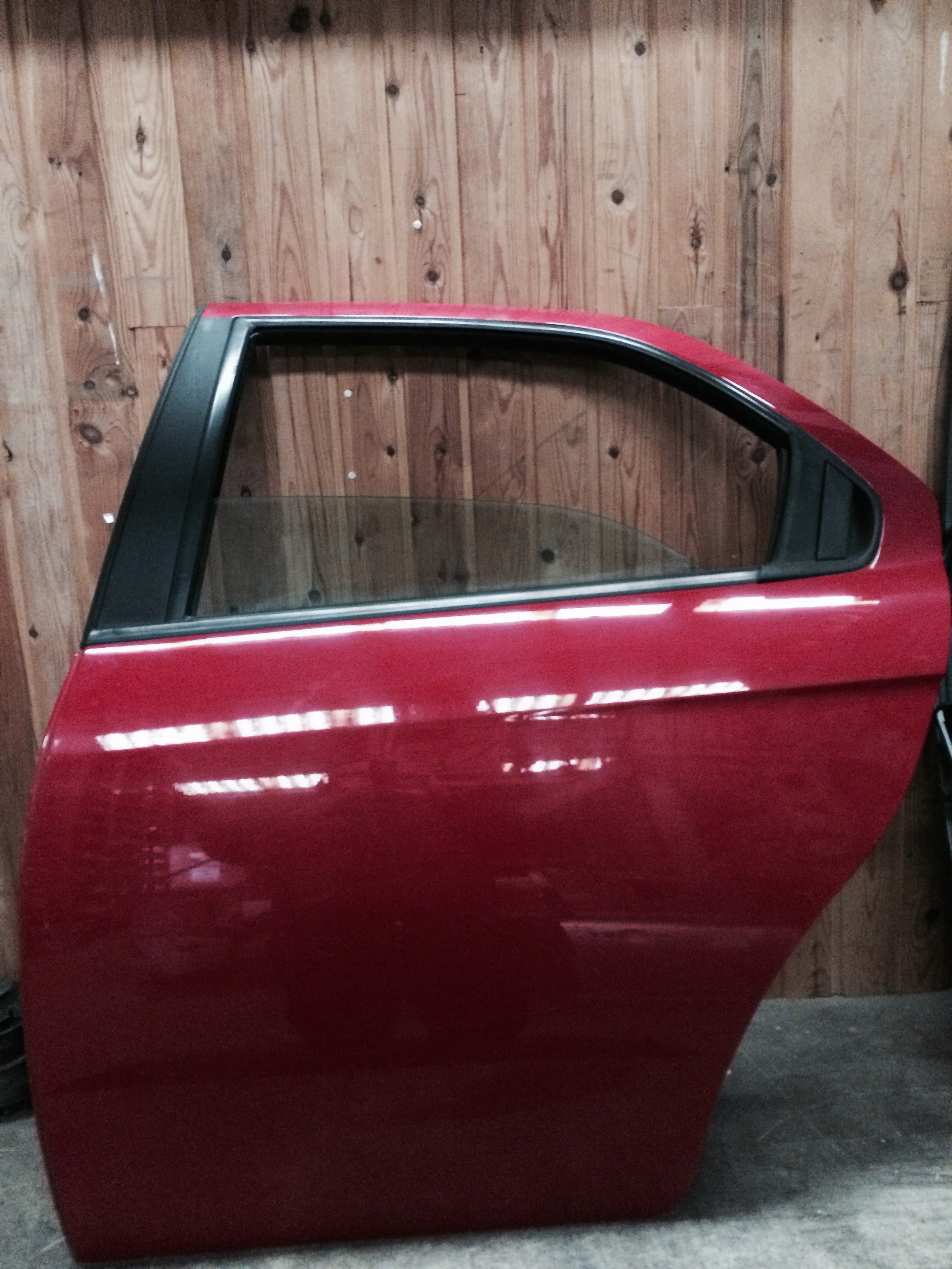 Alfa Romeo Alfa 156 Bagdør V Med OEM Nr. Ophugger Fra Alfa Romeo Ophugger