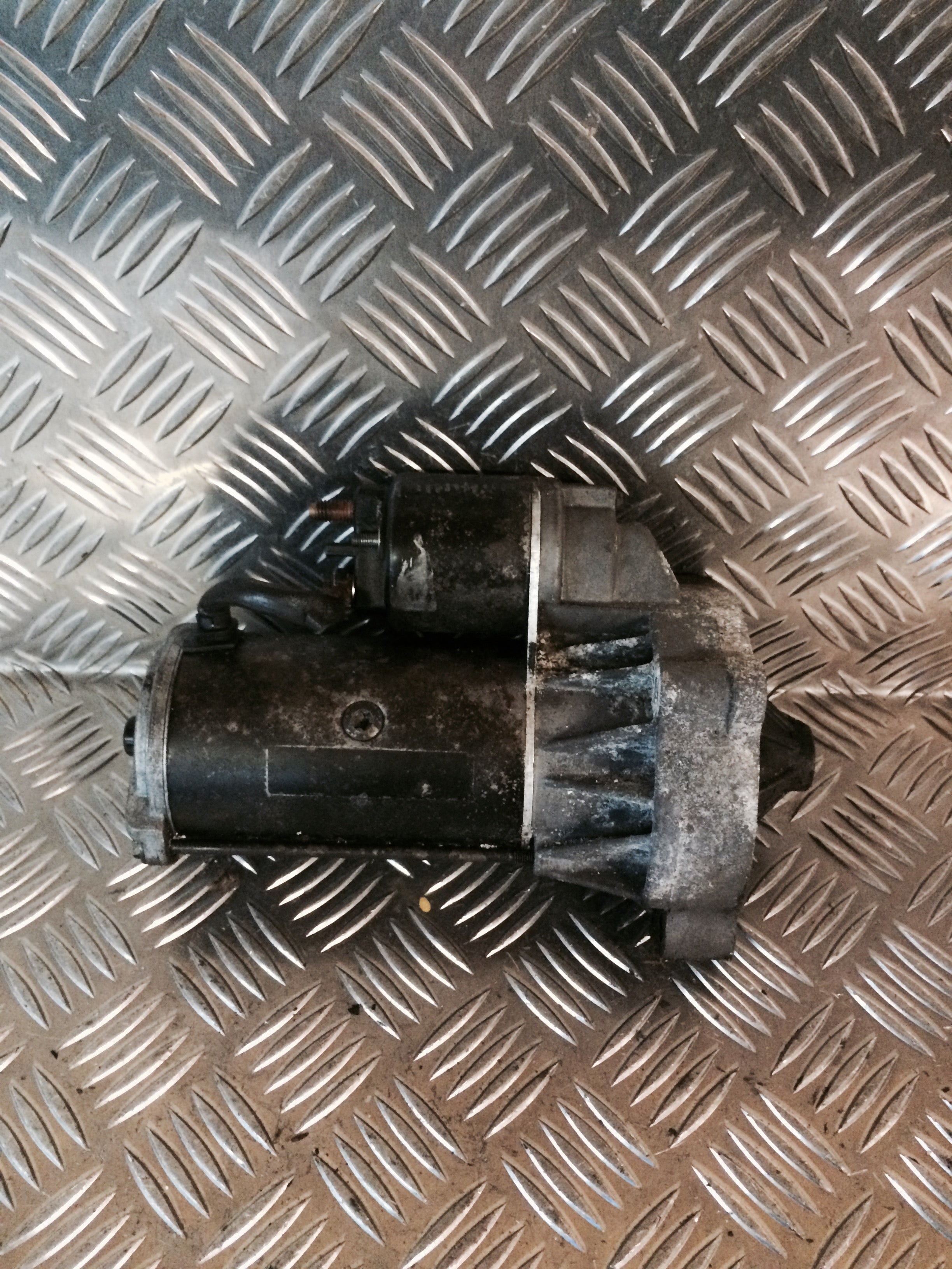 Citroen Berlingo Starter Med OEM Nr. Ophugger Fra Citroen Ophugger