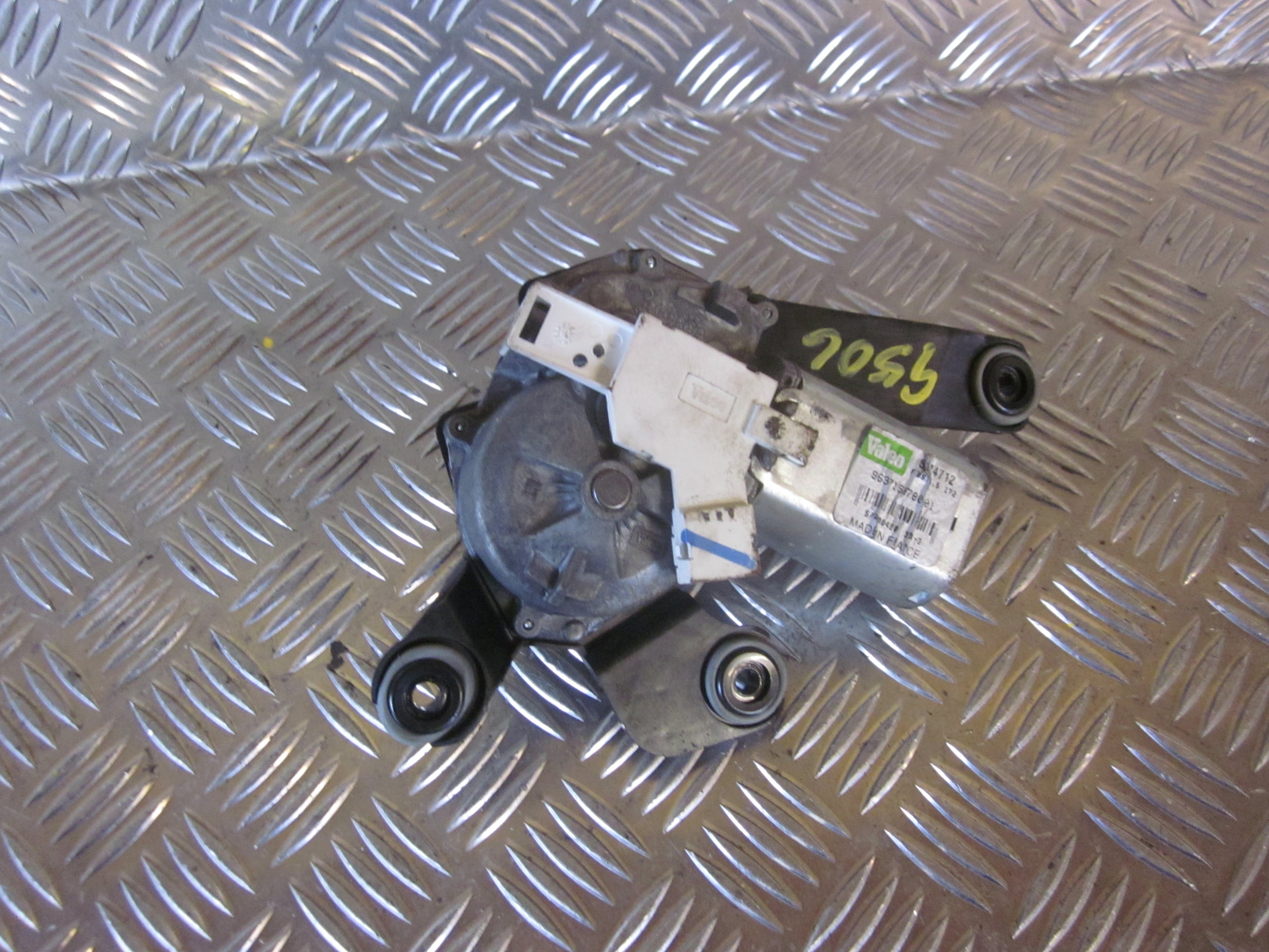 Citroen C3 Bagrudevisker Motor Med OEM Nr. VF7FC8HXB26016453 Fra Citroen Ophugger