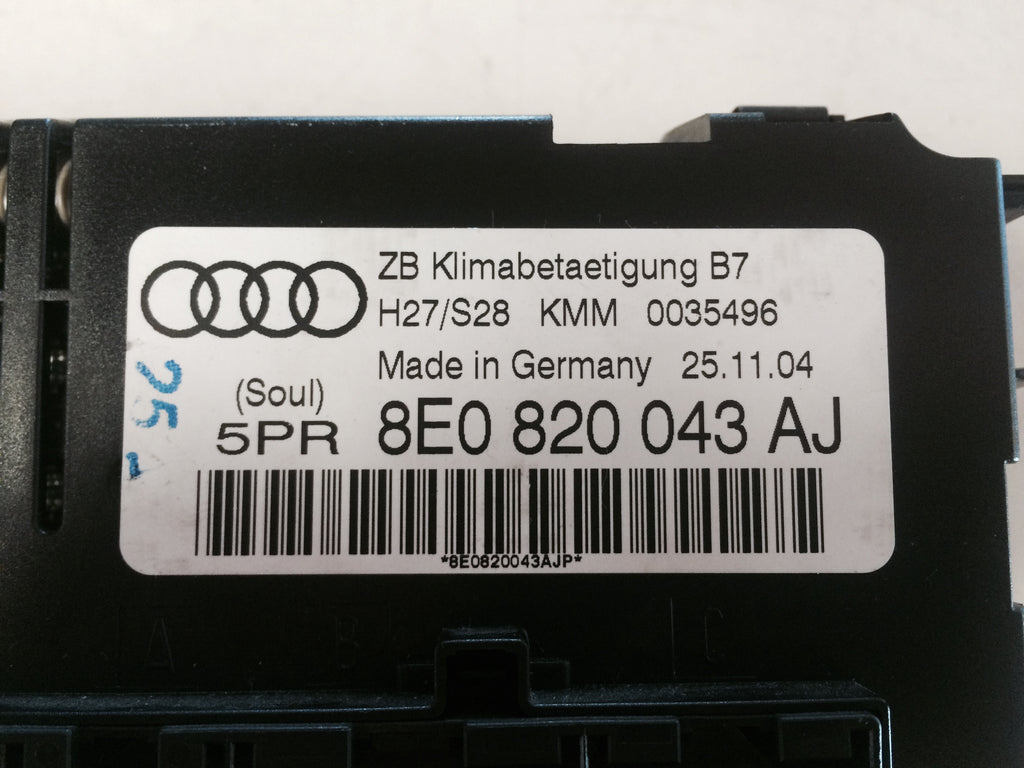 Audi A4 Varmeregulering Med OEM Nr. 8E0820043BM Fra Audi Ophugger