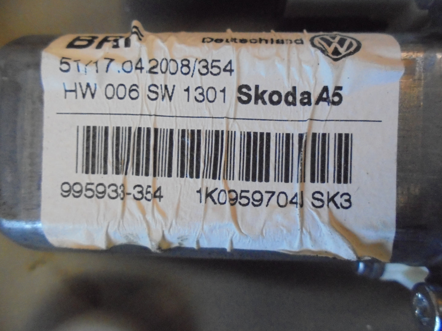 Skoda Octavia Dørlås Med OEM Nr. 7L0839016D Fra Skoda Ophugger