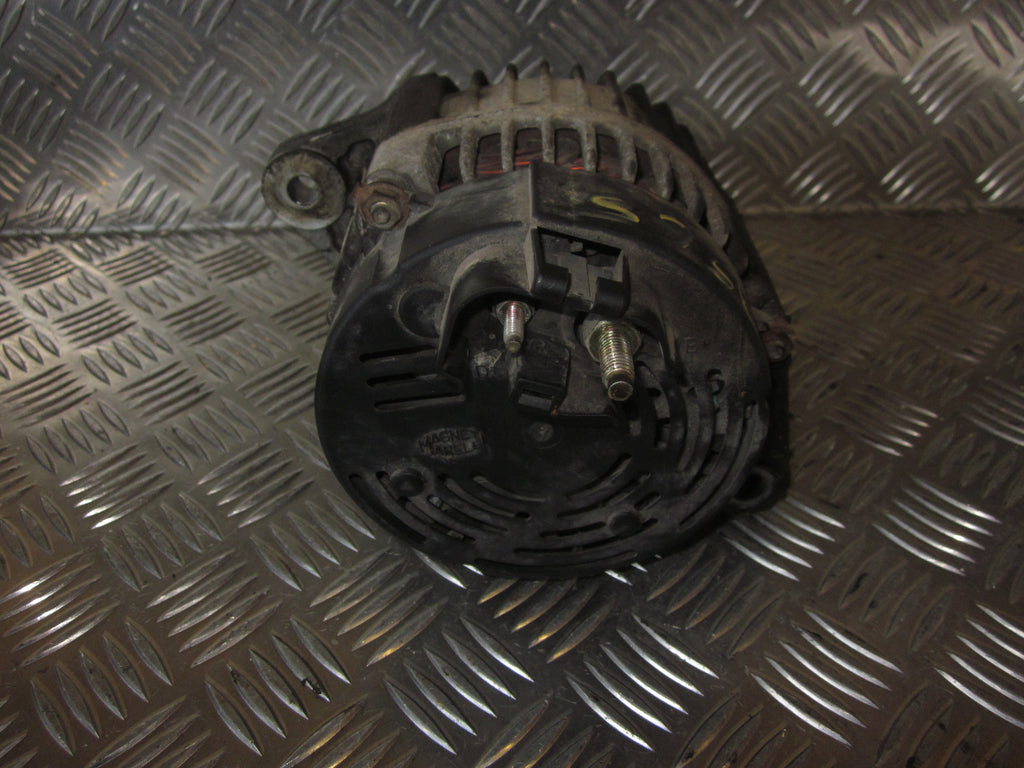 Alfa Romeo Alfa 156 Generator Med OEM Nr. 63321423 Fra Alfa Romeo Ophugger