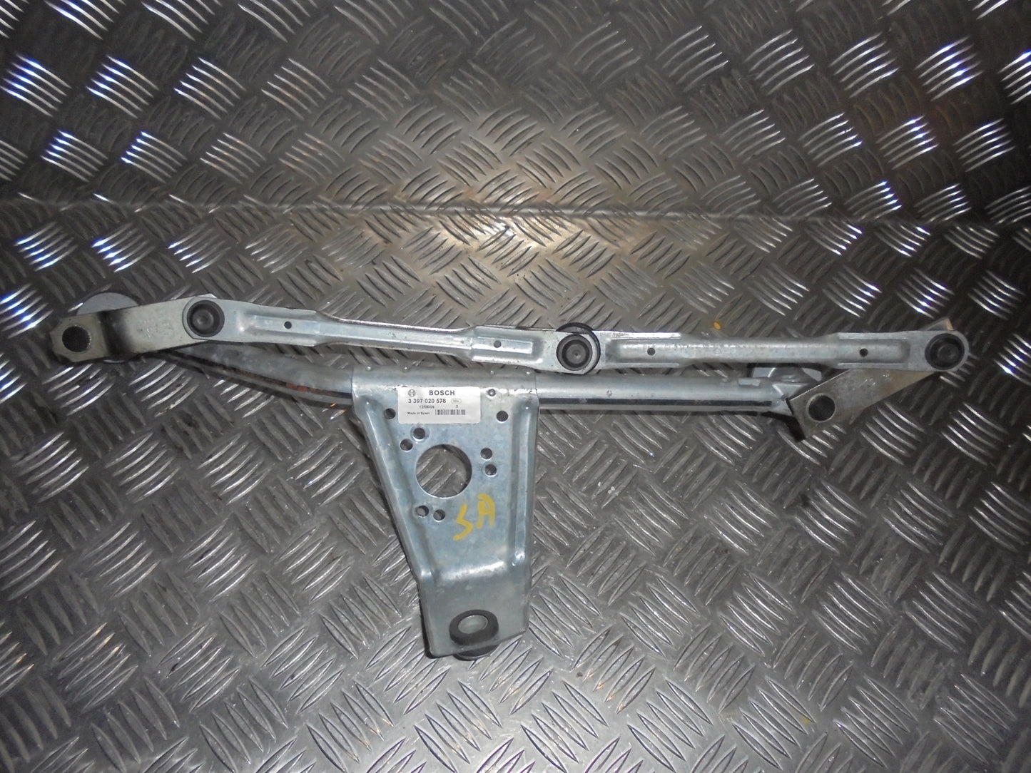 Peugeot 206+ Viskertræk Med OEM Nr. Ophugger Fra Peugeot Ophugger