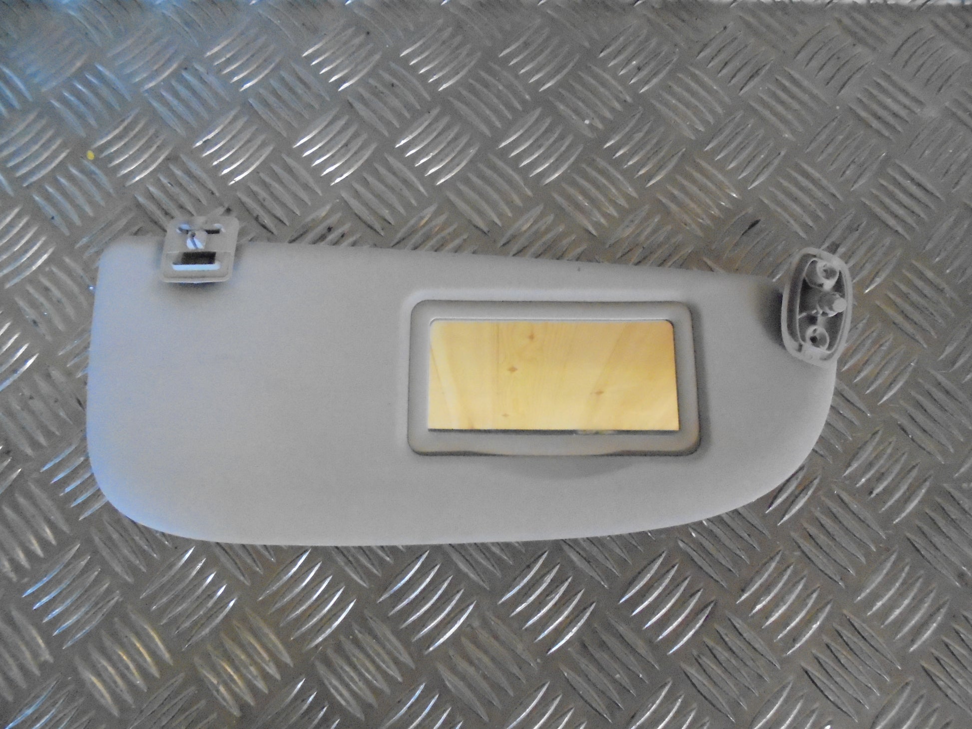 Peugeot 206+ Solskærm Med OEM Nr. Ophugger Fra Peugeot Ophugger