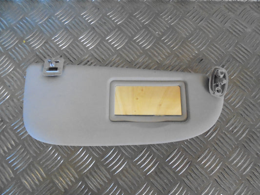 Peugeot 206+ Solskærm Med OEM Nr. Ophugger Fra Peugeot Ophugger