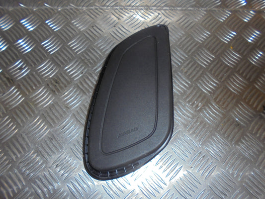 Peugeot 206+ Airbag Side Med OEM Nr. Ophugger Fra Peugeot Ophugger