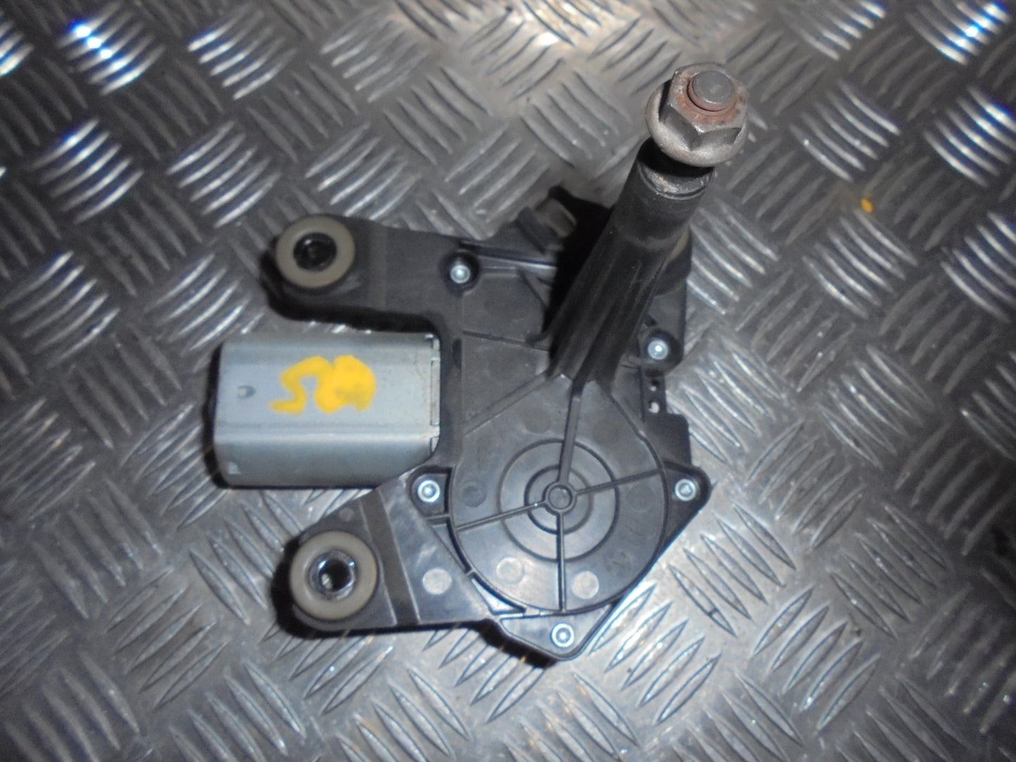 Peugeot 207 Bagrudevisker Motor Med OEM Nr. Ophugger Fra Peugeot Ophugger