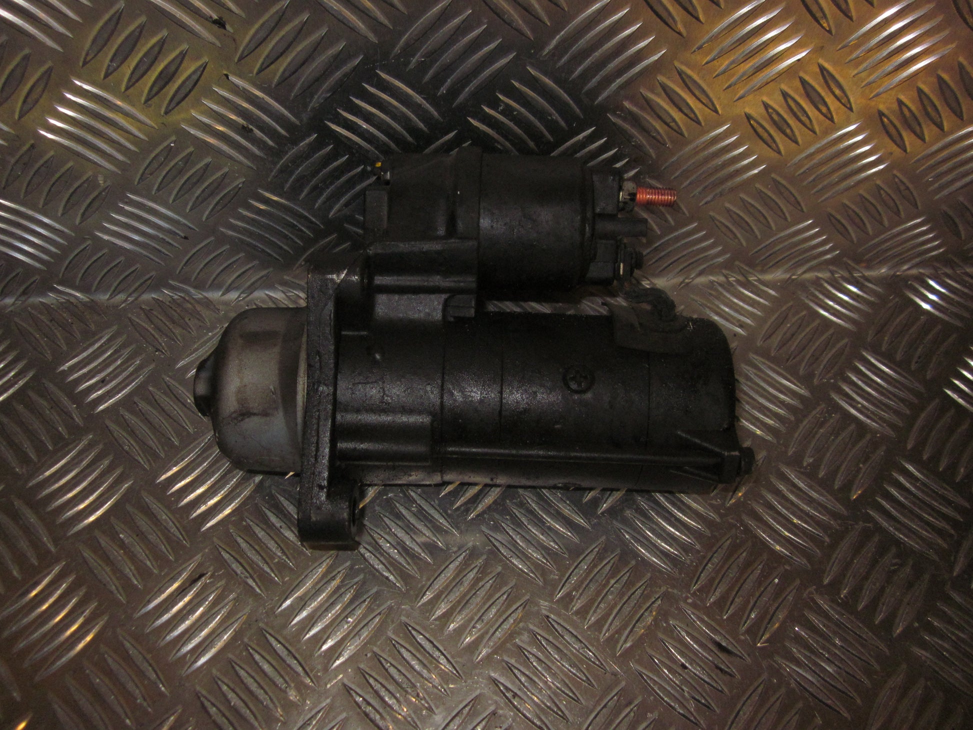 Ford Fiesta 4+5 Starter Med OEM Nr. 1416226 Fra Ford Ophugger
