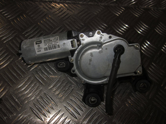 VW Passat 3B Bagrudevisker Motor Med OEM Nr. Ophugger Fra VW Ophugger