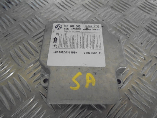 VW Touran 1T GP Airbag Elboks Med OEM Nr. Ophugger Fra VW Ophugger