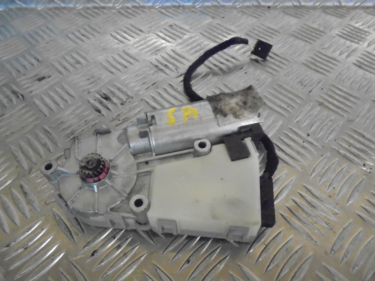 VW Touran 1T/Gp Soltagsmotor Med OEM Nr. 4B0959591G Fra VW Ophugger