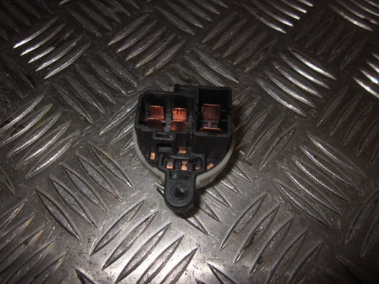 Mazda 626 GF/GW Ratlås Bundstykke Med OEM Nr. Ophugger Fra Mazda Ophugger