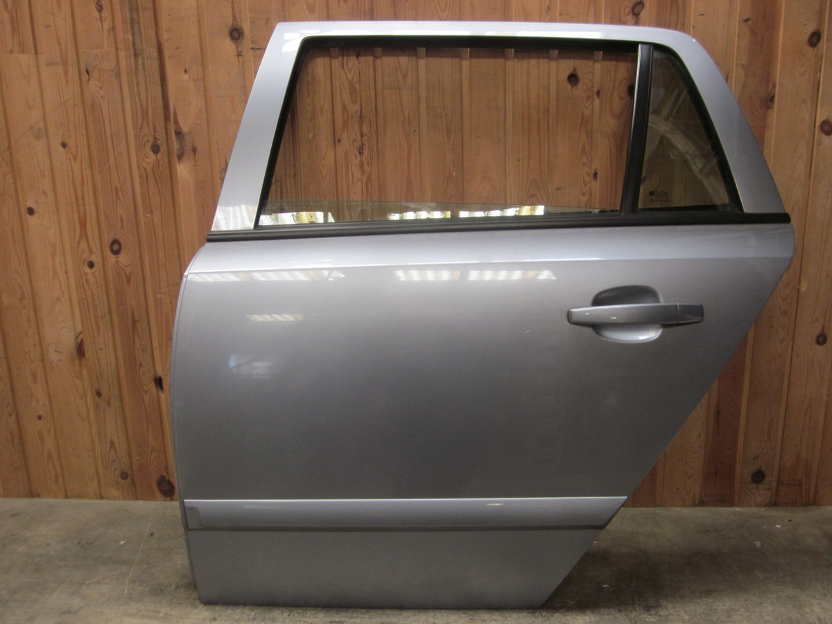 Opel Astra H Bagdør V Med OEM Nr. 13168045 Fra Opel Ophugger