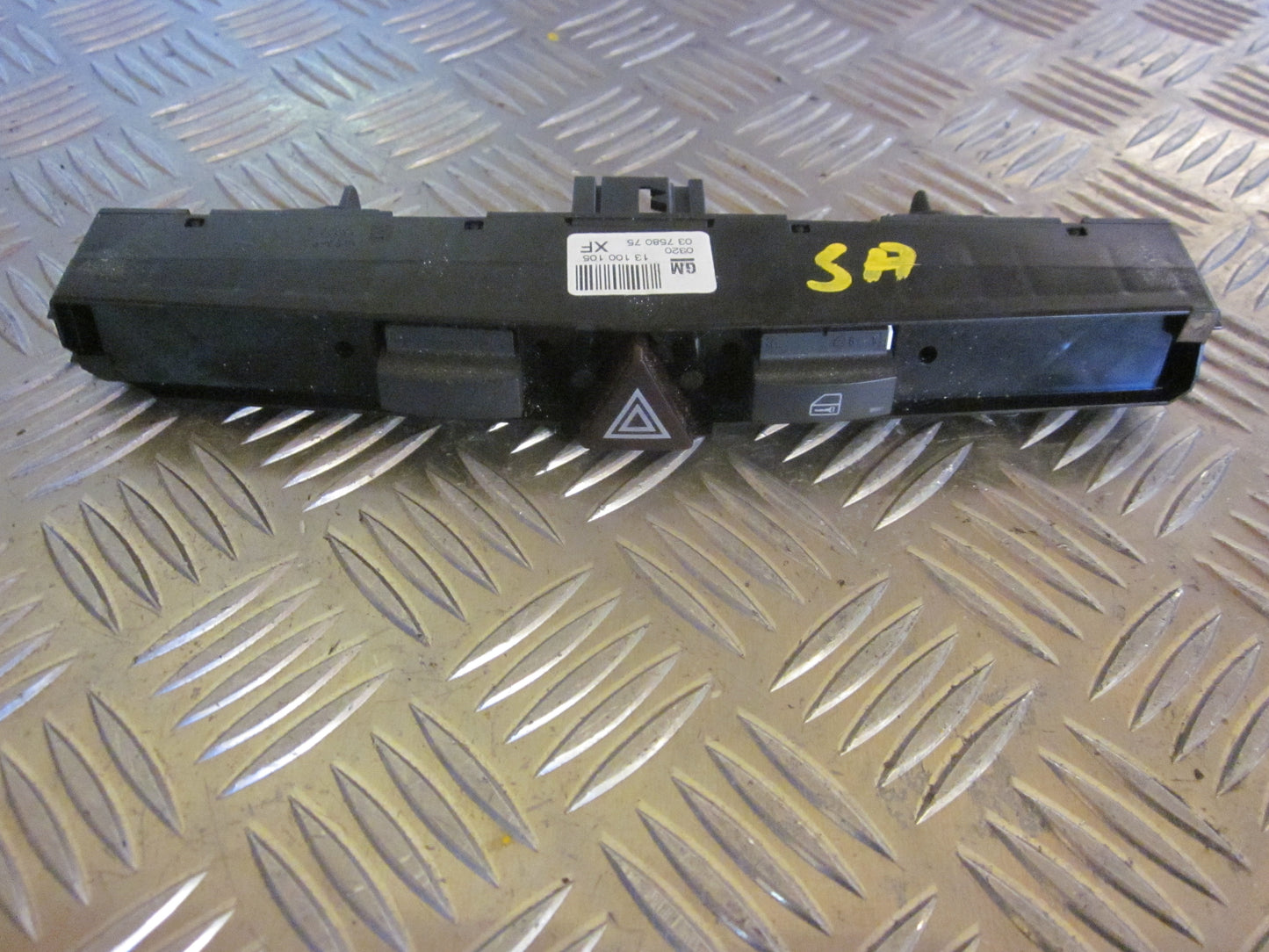 Opel Astra H Kontakt Katastrofe Med OEM Nr. Ophugger Fra Opel Ophugger