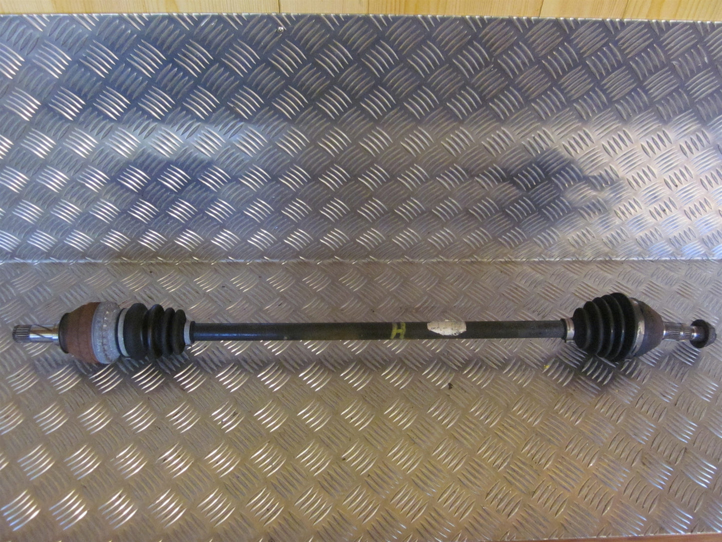 Opel Astra H Trækaksel For H Med OEM Nr. Ophugger Fra Opel Ophugger