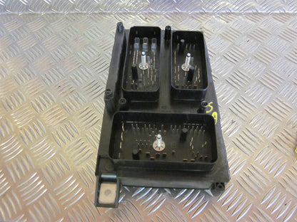 Opel Astra H Sikringsboks Med OEM Nr. Ophugger Fra Opel Ophugger