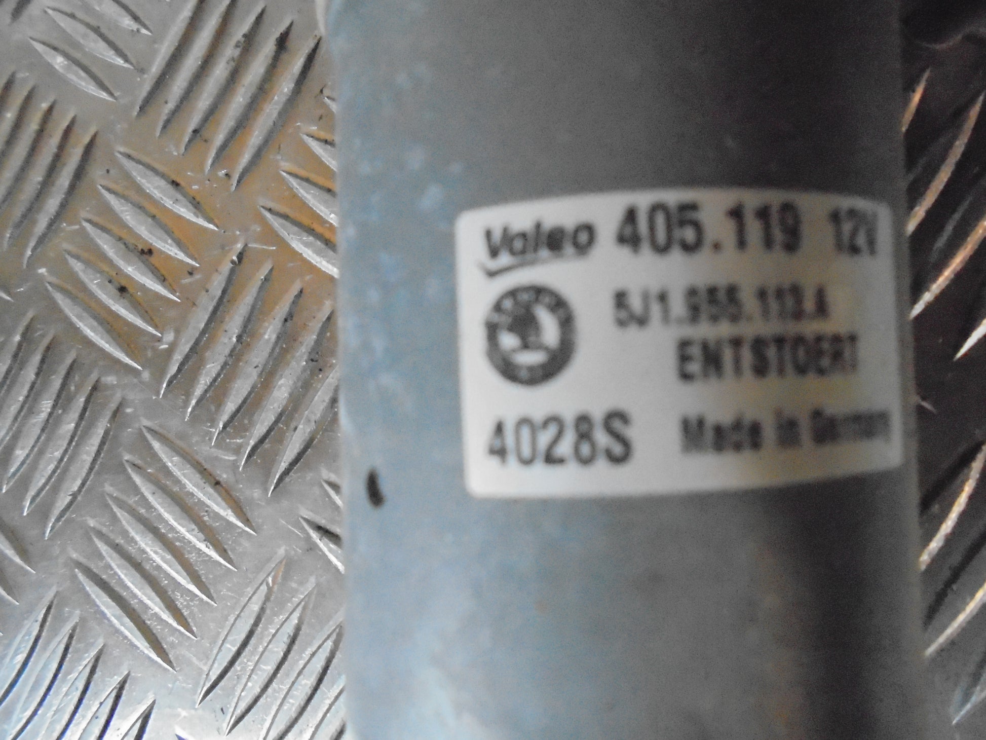 Skoda Fabia Viskermotor Med OEM Nr. 5J1955113A Fra Skoda Ophugger