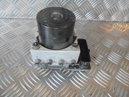 Skoda Fabia Abs Pumpe Med OEM Nr. 0265234945 Fra Skoda Ophugger