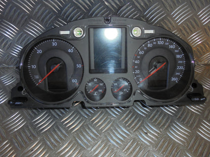 VW Passat 3C Speedometer - Instrument Med OEM Nr. Ophugger Fra VW Ophugger