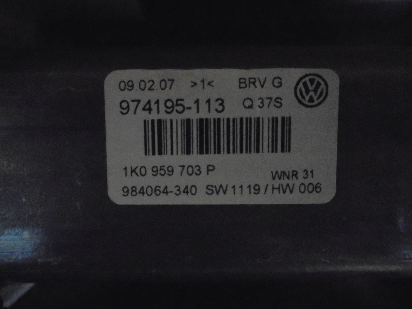VW Passat 3C Rudemotor - Rudehejs Med OEM Nr. Ophugger Fra VW Ophugger