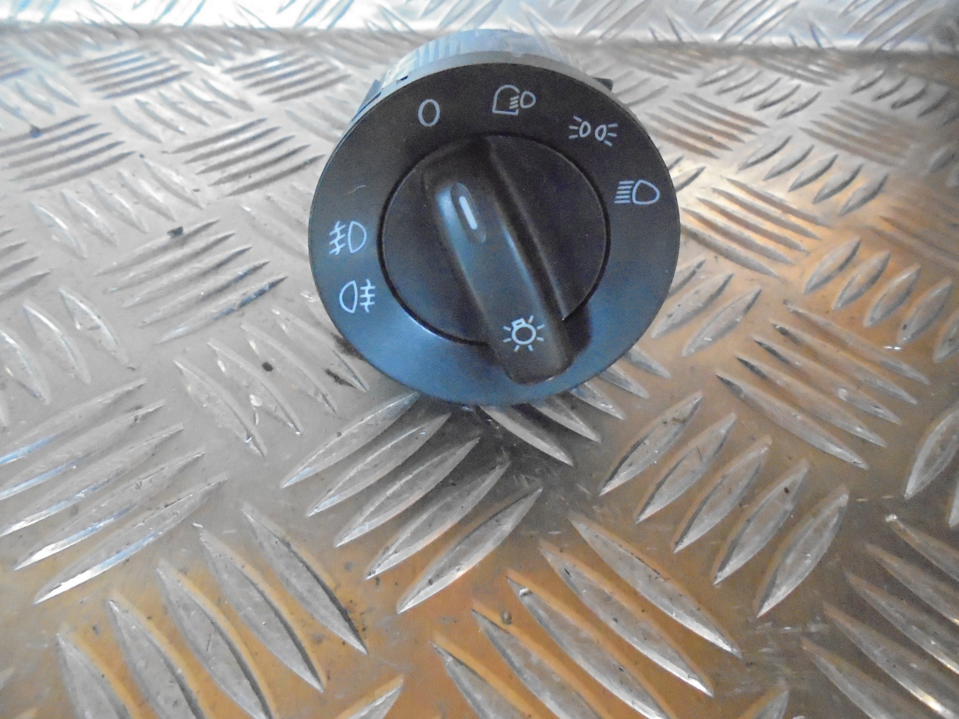 VW Passat 3C Kontakt Lys Med OEM Nr. Ophugger Fra VW Ophugger