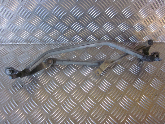 Peugeot 207 Viskertræk Med OEM Nr. Ophugger Fra Peugeot Ophugger