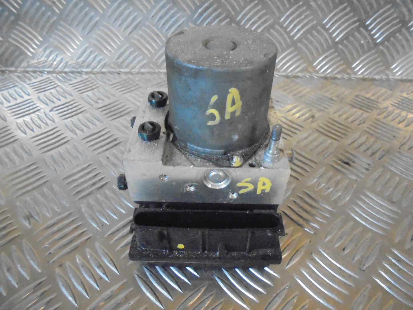 Kia Carnival Abs Pumpe Med OEM Nr. 0265235218 Fra Kia Ophugger
