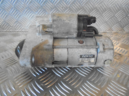 Kia Carnival Starter Med OEM Nr. 361004X901 Fra Kia Ophugger