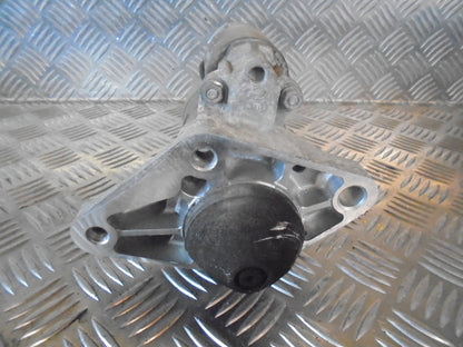 Kia Carnival Starter Med OEM Nr. 361004X901 Fra Kia Ophugger