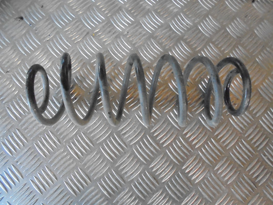 Ford Fiesta 7 Bagfjeder Spiral Med OEM Nr. Ophugger Fra Ford Ophugger