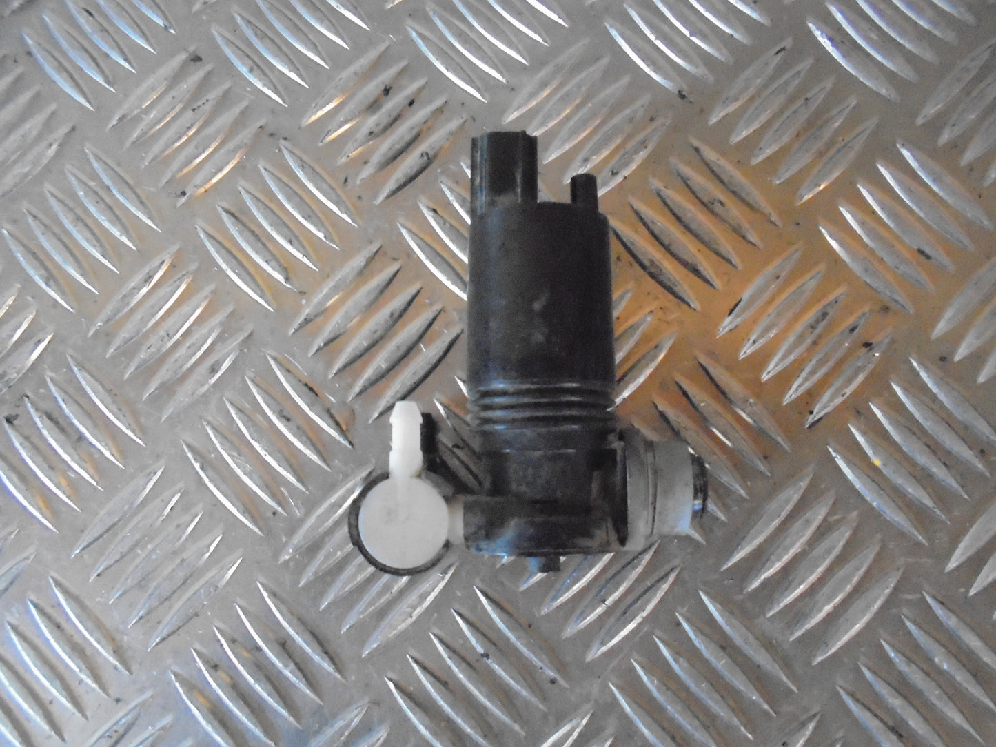 Ford Fiesta 7 Sprinklermotor Med OEM Nr. Ophugger Fra Ford Ophugger