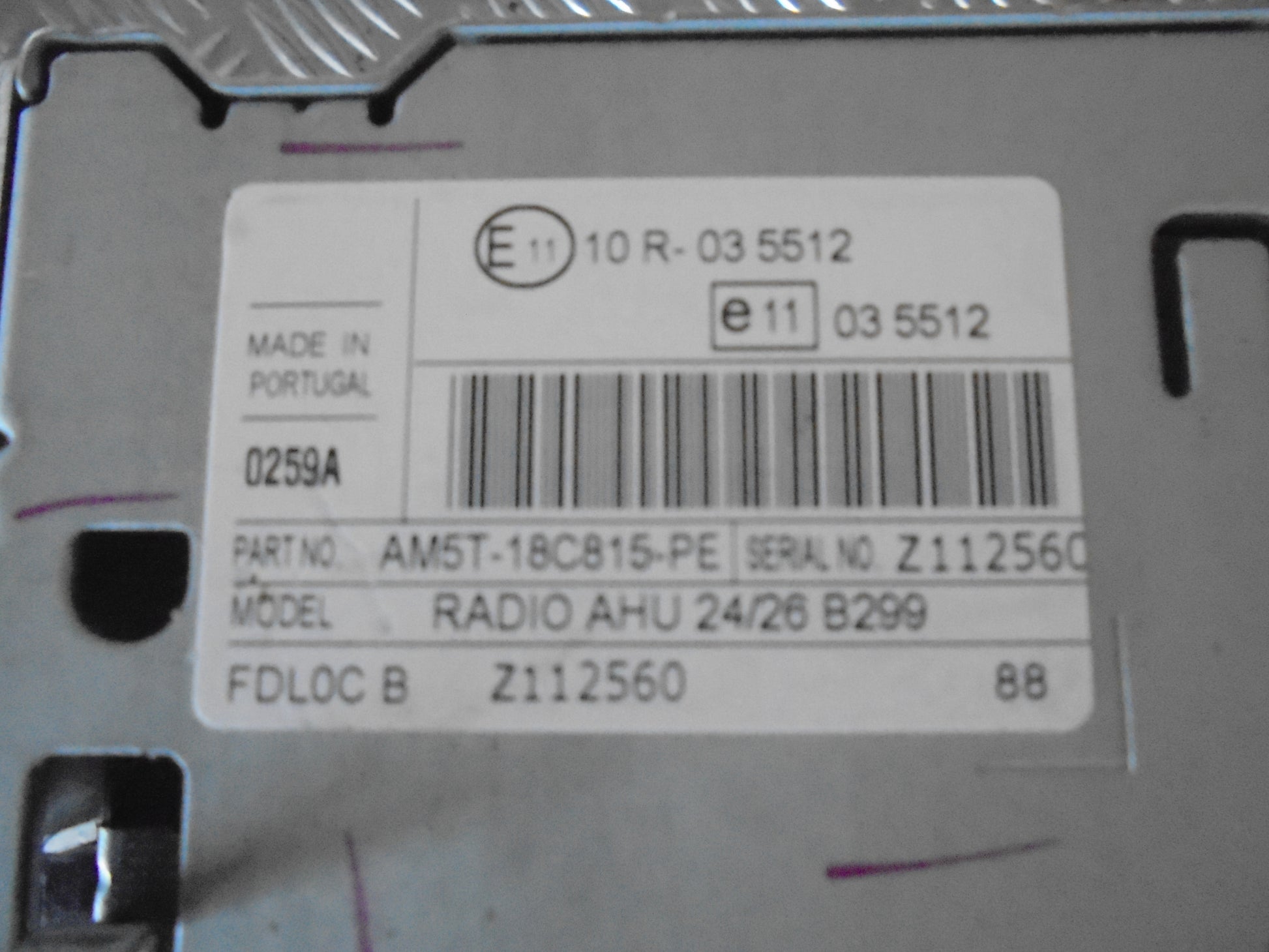 Ford Fiesta 7 Radio M/Cd Med OEM Nr. AM5T18C815PE Fra Ford Ophugger