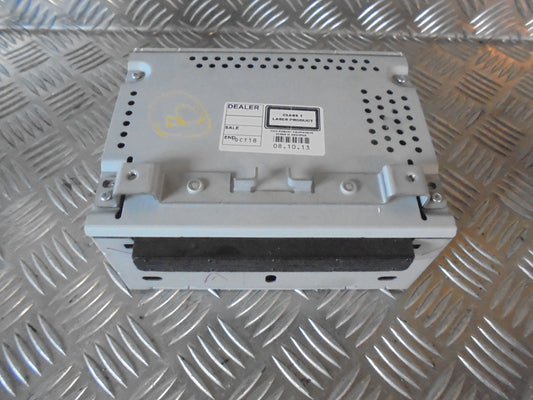 Ford Fiesta 7 Radio M/Cd Med OEM Nr. AM5T18C815PE Fra Ford Ophugger