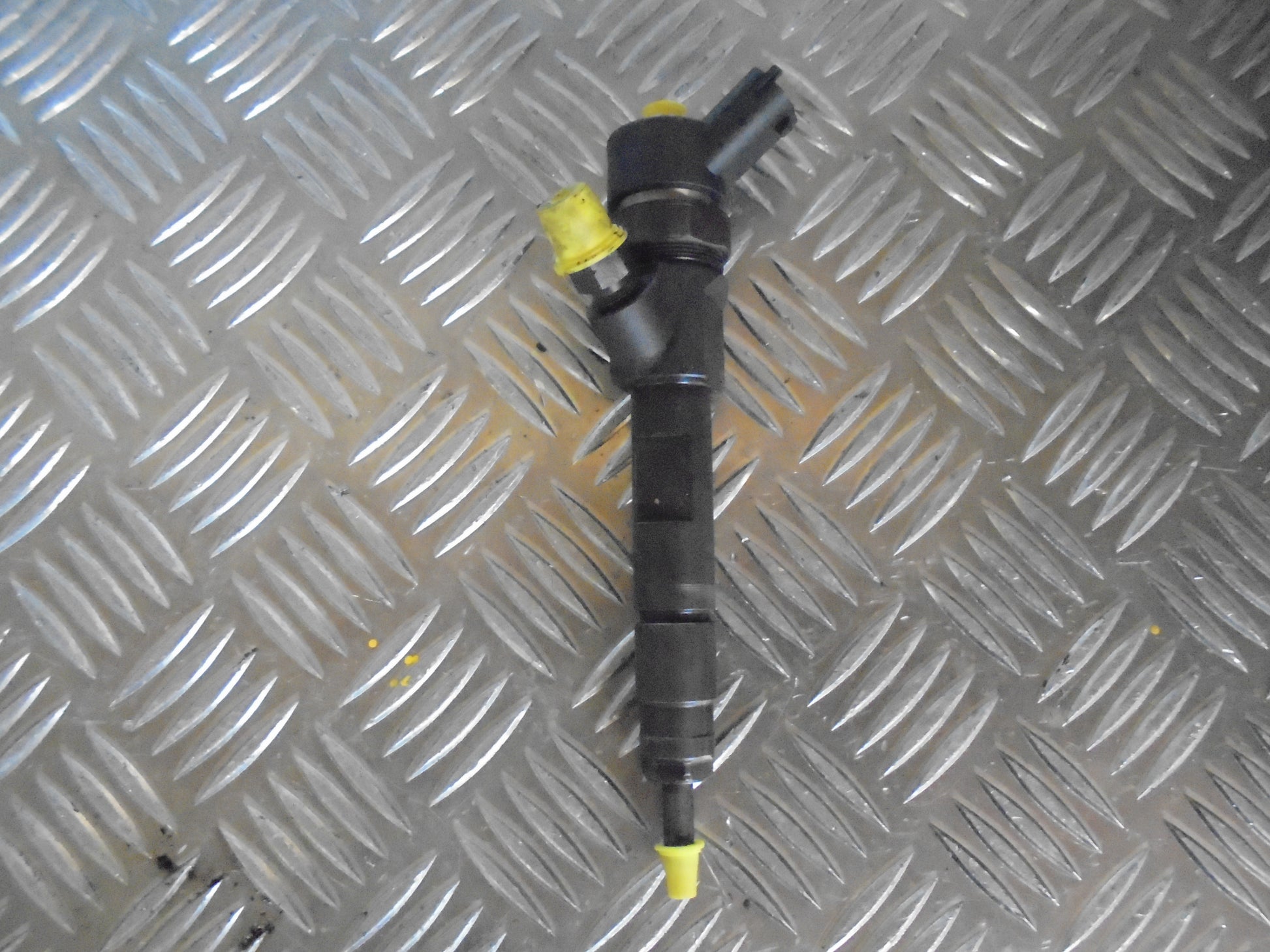 Suzuki Grand Vitara Dyse Med OEM Nr. 0445110230 Fra Suzuki Ophugger