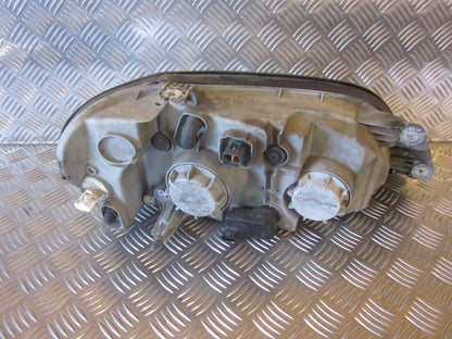 Kia Carnival Forlygte Med OEM Nr. 0K54E51040A Fra Kia Ophugger