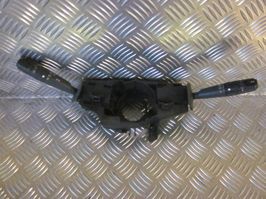 Peugeot 406 Kontakt Combi Med OEM Nr. Ophugger Fra Peugeot Ophugger