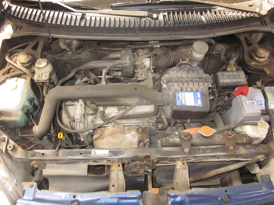 Daihatsu Sirion Pluk-Selv-Bil Med OEM Nr. Ophugger Fra Daihatsu Ophugger
