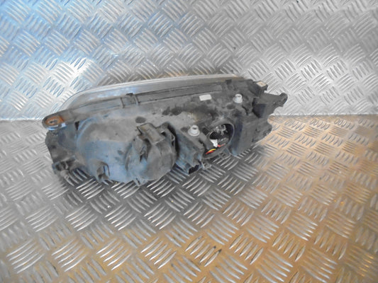 Mazda 626 GF/GW Forlygte Med OEM Nr. GG3E510K0 Fra Mazda Ophugger